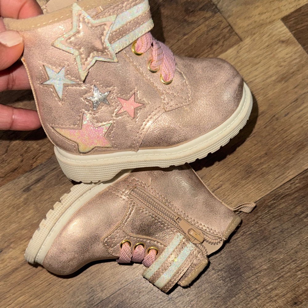 Girls' Shimmer Star Ankle Boots in Metallic Pink